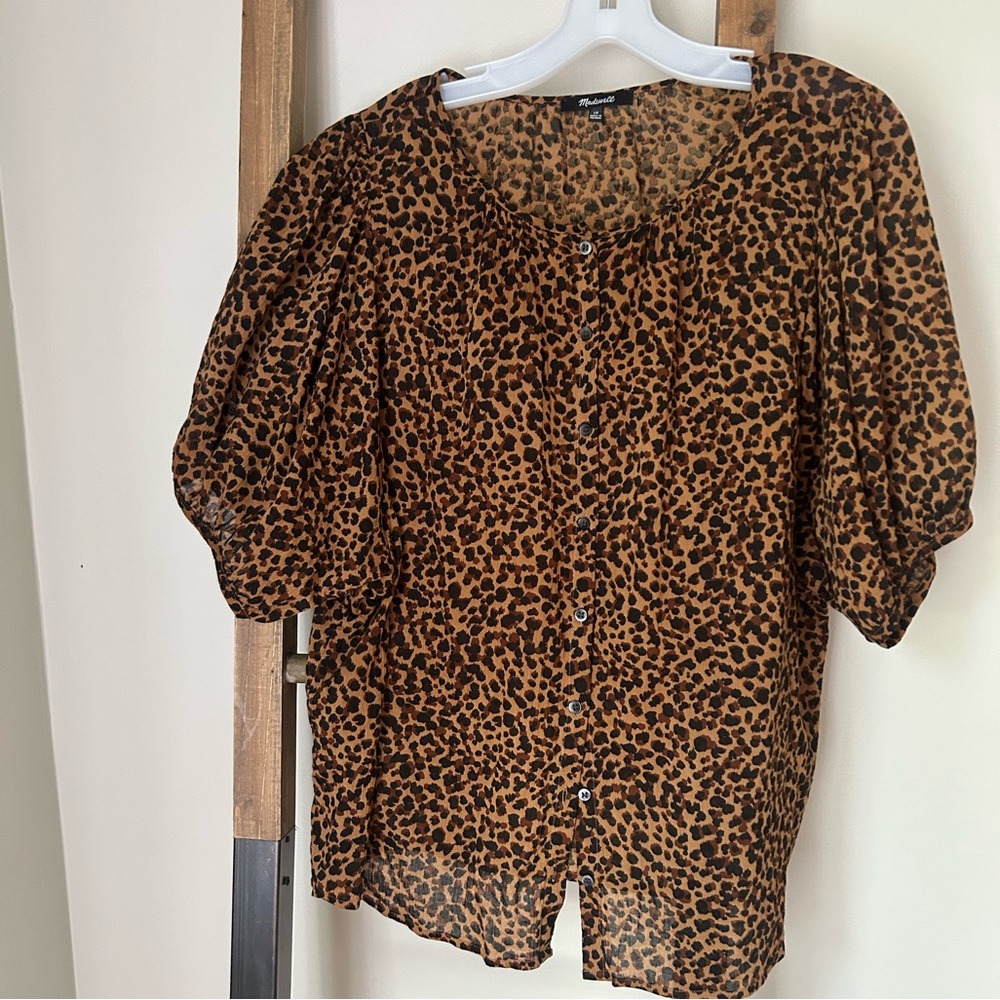 Madewell 1X short sleeve blouse cheetah print